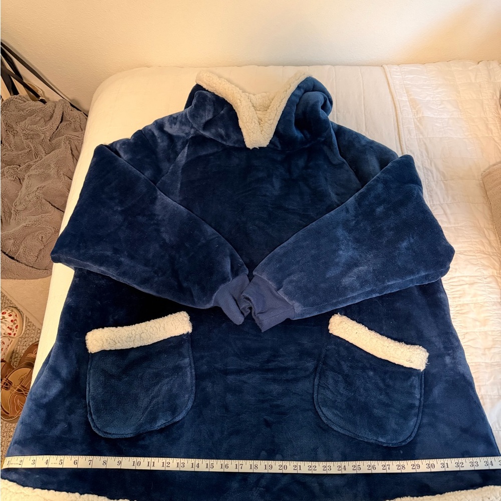 Women's Navy Blue Fleece Jacket with Cream Trim